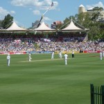 De cricketwedstrijd